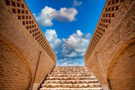احیای قناتهای تاریخی کرمان در راستای توسعه گردشگری پایدار احیای قناتهای تاریخی کرمان در راستای توسعه گردشگری پایدار