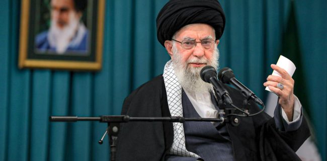 سخنرانی تلویزیونی رهبر انقلاب با مردم درباره مسائل روز کشور، منطقه و جهان