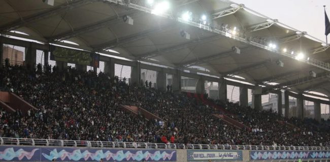 انفجار عشق در مشهد؛ زنان در ورزشگاه امام رضا(ع) انفجار عشق در مشهد؛ زنان در ورزشگاه امام رضا(ع)