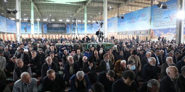 امام جمعه موقت سمنان: دانشجویان سرمایههای اصلی کشور هستند؛ لزوم توجه به معیشت آنان امام جمعه موقت سمنان: دانشجویان سرمایههای اصلی کشور هستند؛ لزوم توجه به معیشت آنان