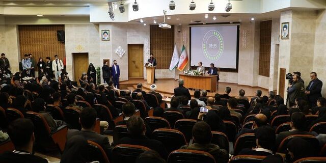 استاندار گیلان در جمع دانشجویان: شما پیشگامان توسعه پایدار و پاسداران میراث طبیعی گیلان هستید استاندار گیلان در جمع دانشجویان: شما پیشگامان توسعه پایدار و پاسداران میراث طبیعی گیلان هستید