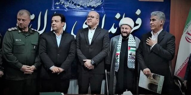 «علیمیرزا سلیمی» به عنوان فرماندار جدید شهرستان دالاهو معرفی شد «علیمیرزا سلیمی» به عنوان فرماندار جدید شهرستان دالاهو معرفی شد