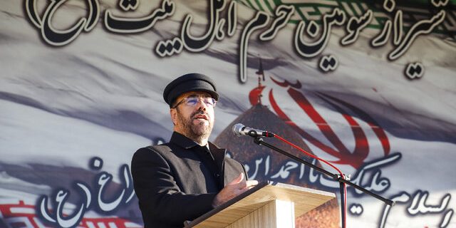 استاندار فارس: امنیت داخلی کشور مرهون اقتدار، ایثار و هوشیاری شبانهروزی نیروهای فراجاست استاندار فارس: امنیت داخلی کشور مرهون اقتدار، ایثار و هوشیاری شبانهروزی نیروهای فراجاست