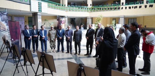 نمایشگاه «ایستاده در غبار» روایت مستند آسیب به میراثفرهنگی همدان نمایشگاه «ایستاده در غبار» روایت مستند آسیب به میراثفرهنگی همدان
